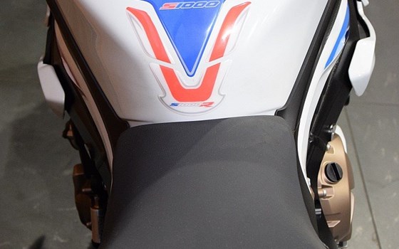 Gebrauchtmotorrad BMW S 1000 R - Bild 5