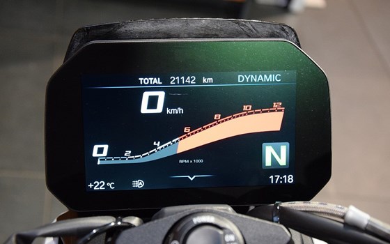 Gebrauchtmotorrad BMW S 1000 R - Bild 7