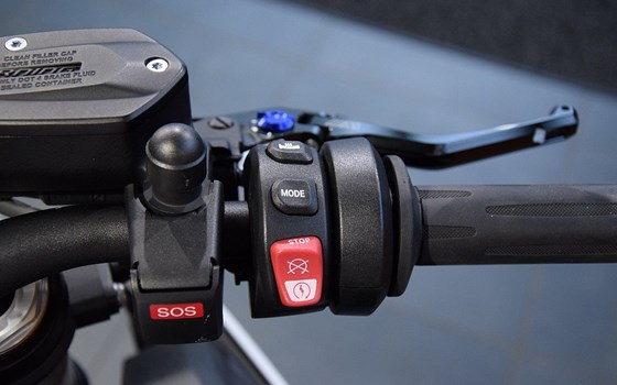 Gebrauchtmotorrad BMW S 1000 R - Bild 9