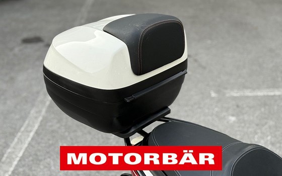 Gebrauchtmotorrad Piaggio MP3 300 HPE - Bild 6 Gebrauchtmotorrad Piaggio MP3 300 HPE - Bild 6