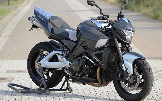 Gebrauchtmotorrad Suzuki GSX 1300 R - Bild 1 Gebrauchtmotorrad Suzuki GSX 1300 R - Bild 1