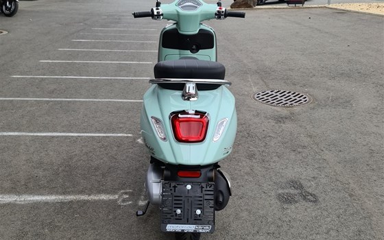 Neufahrzeug Vespa Primavera 125 - Bild 8 Neufahrzeug Vespa Primavera 125 - Bild 8