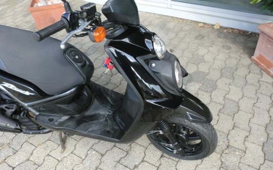 Gebrauchtmotorrad Yamaha BWs 125 - Bild 4