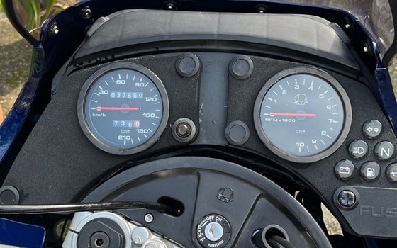 Gebrauchtmotorrad Cagiva Elefant 750 - Bild 4