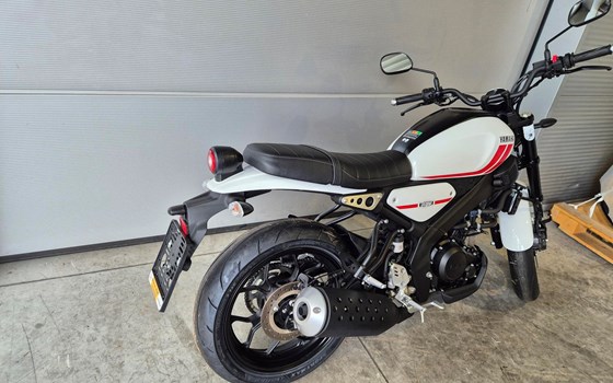 Gebrauchtmotorrad Yamaha XSR125 - Bild 2 Gebrauchtmotorrad Yamaha XSR125 - Bild 2