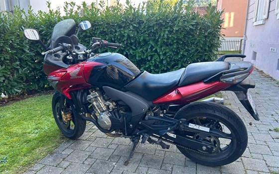 Motorrad Occasion Honda CBF 600 S - Bild 4