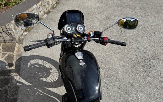 Gebrauchtmotorrad Benelli Imperiale 400 - Bild 6 Gebrauchtmotorrad Benelli Imperiale 400 - Bild 6