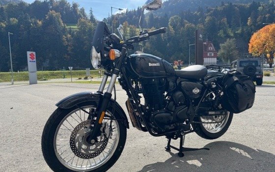 Gebrauchtmotorrad Benelli Imperiale 400 - Bild 8