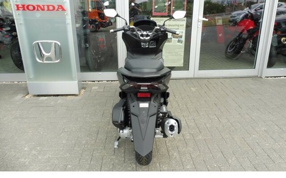 Gebrauchtmotorrad Honda PCX125 - Bild 5