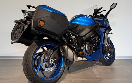 Gebrauchtmotorrad Suzuki GSX-S1000GT - Bild 5 Gebrauchtmotorrad Suzuki GSX-S1000GT - Bild 5
