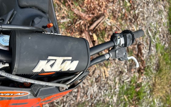 Gebrauchtmotorrad KTM 250 SX-F - Bild 5 Gebrauchtmotorrad KTM 250 SX-F - Bild 5
