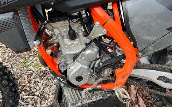 Gebrauchtmotorrad KTM 250 SX-F - Bild 9 Gebrauchtmotorrad KTM 250 SX-F - Bild 9