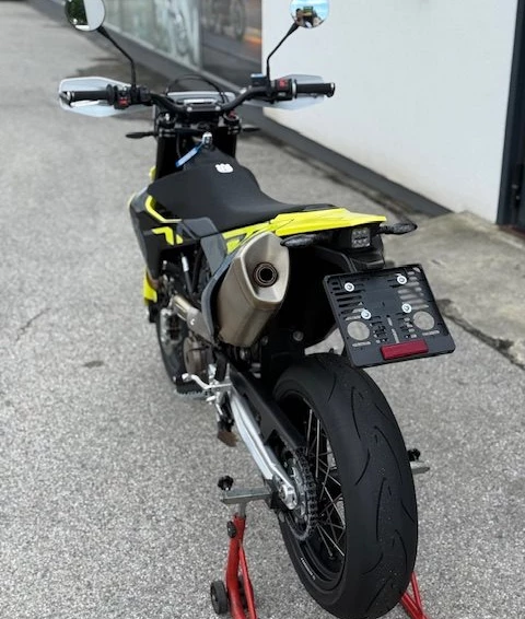 Angebot Husqvarna 701 Supermoto Bild 2: Angebot Husqvarna 701 Supermoto