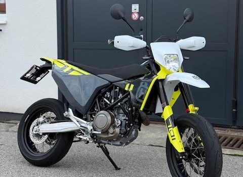 Gebrauchtmotorrad Husqvarna 701 Supermoto - Bild 3 Gebrauchtmotorrad Husqvarna 701 Supermoto - Bild 3