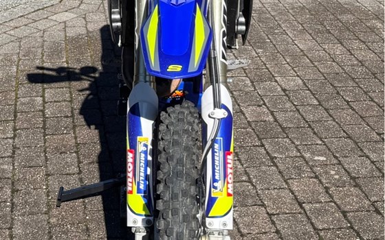 Gebrauchtmotorrad Sherco 450 SEF Factory - Bild 5 Gebrauchtmotorrad Sherco 450 SEF Factory - Bild 5