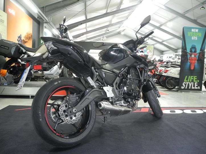 Offer Kawasaki Z650 Bild 7: Offer Kawasaki Z650