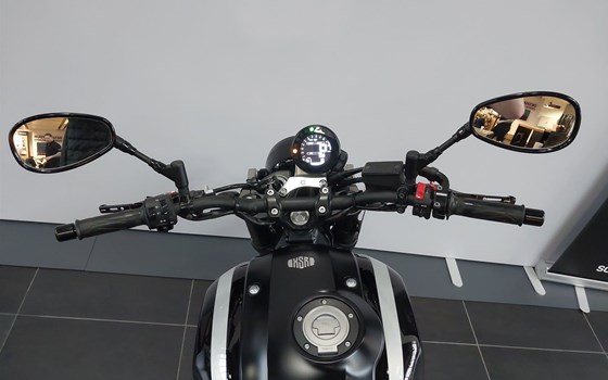 Gebrauchtmotorrad Yamaha XSR900 - Bild 7 Gebrauchtmotorrad Yamaha XSR900 - Bild 7
