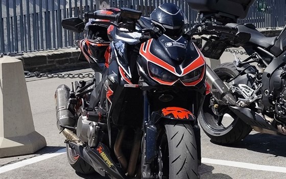 Gebrauchtmotorrad Kawasaki Z1000 - Bild 7 Gebrauchtmotorrad Kawasaki Z1000 - Bild 7
