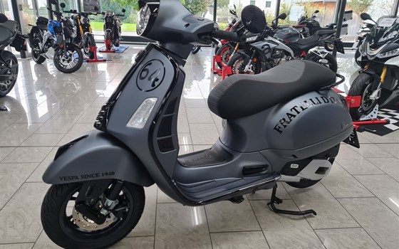 Gebrauchtmotorrad Vespa GTS 125 Super Sport - Bild 3 Gebrauchtmotorrad Vespa GTS 125 Super Sport - Bild 3