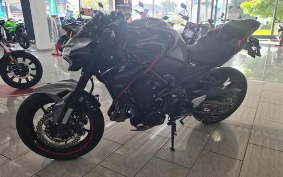 Gebrauchtmotorrad Kawasaki Z900 - Bild 3