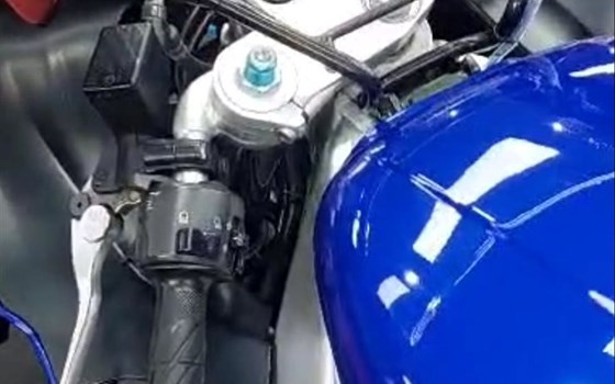 Gebrauchtmotorrad Yamaha YZF 1000 R Thunderace - Bild 9