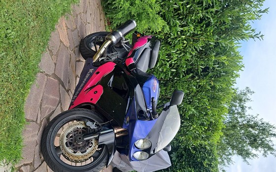 Gebrauchtmotorrad Kawasaki ZXR 750 - Bild 1 Gebrauchtmotorrad Kawasaki ZXR 750 - Bild 1