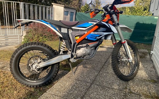 Gebrauchtmotorrad KTM Freeride E-XC - Bild 2 Gebrauchtmotorrad KTM Freeride E-XC - Bild 2