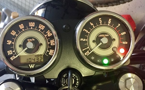 Gebrauchtmotorrad Kawasaki W800 - Bild 7 Gebrauchtmotorrad Kawasaki W800 - Bild 7