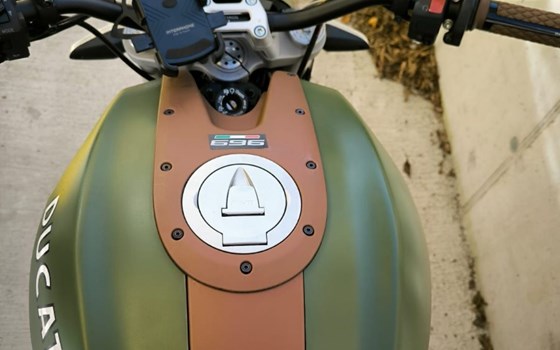 Gebrauchtmotorrad Ducati Monster 696 - Bild 4 Gebrauchtmotorrad Ducati Monster 696 - Bild 4