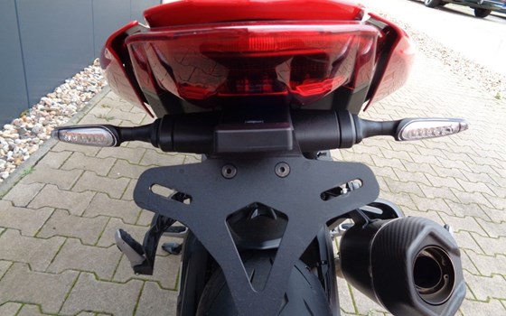 Gebrauchtmotorrad Ducati Monster + - Bild 3