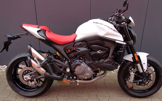 Gebrauchtmotorrad Ducati Monster + - Bild 1