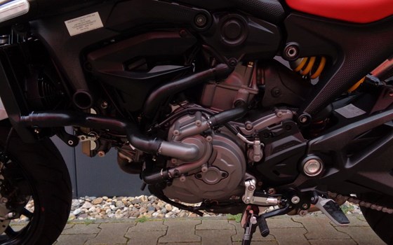 Gebrauchtmotorrad Ducati Monster + - Bild 11