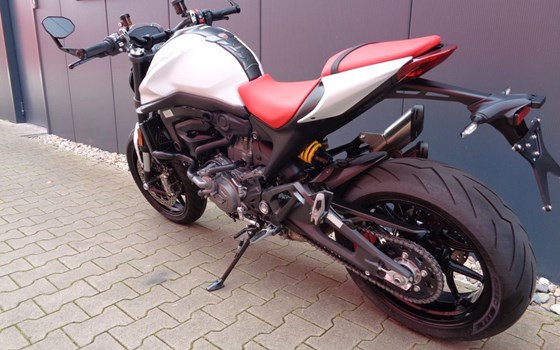 Gebrauchtmotorrad Ducati Monster + - Bild 12