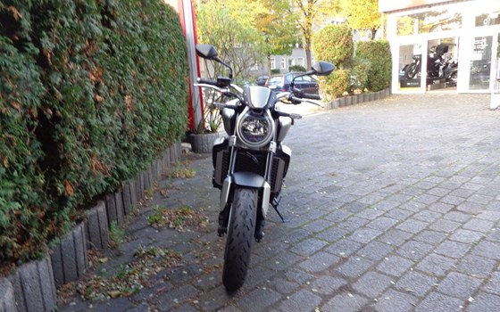 Gebrauchtmotorrad Honda CB 1000 R - Bild 2