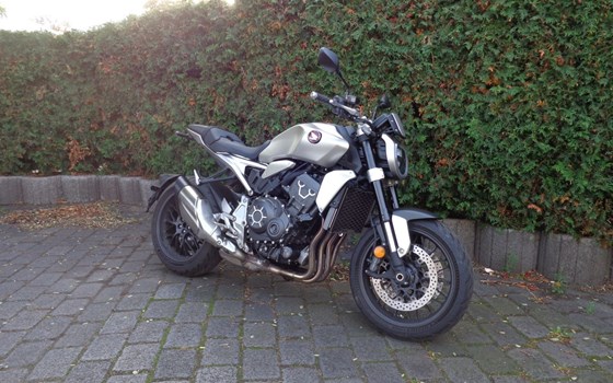 Gebrauchtmotorrad Honda CB 1000 R - Bild 3