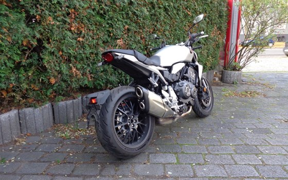 Gebrauchtmotorrad Honda CB 1000 R - Bild 6