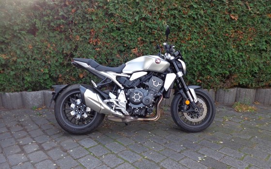 Gebrauchtmotorrad Honda CB 1000 R - Bild 8