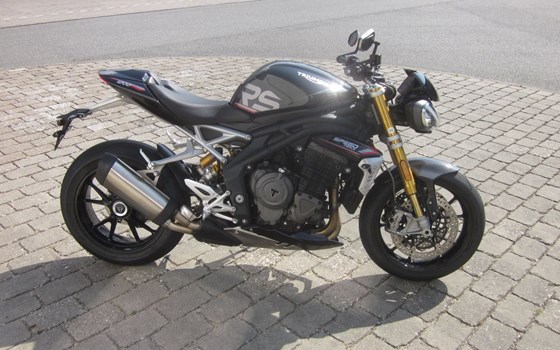 Gebrauchtmotorrad Triumph Speed Triple 1200 RS - Bild 1