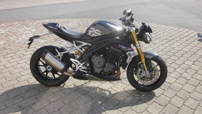 Speed Triple 1200 RS
