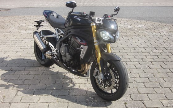Gebrauchtmotorrad Triumph Speed Triple 1200 RS - Bild 12