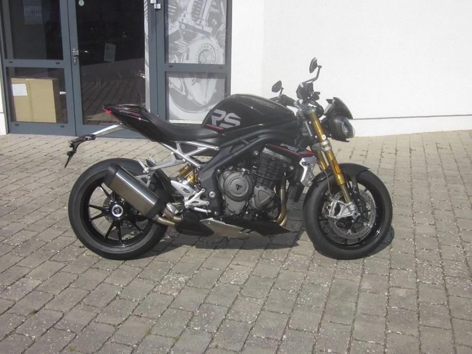 Angebot Triumph Speed Triple 1200 RS Bild 2: Angebot Triumph Speed Triple 1200 RS
