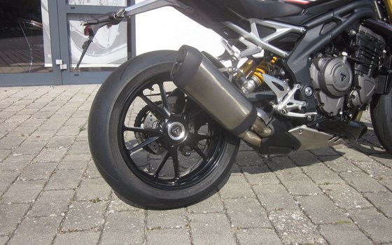 Gebrauchtmotorrad Triumph Speed Triple 1200 RS - Bild 3