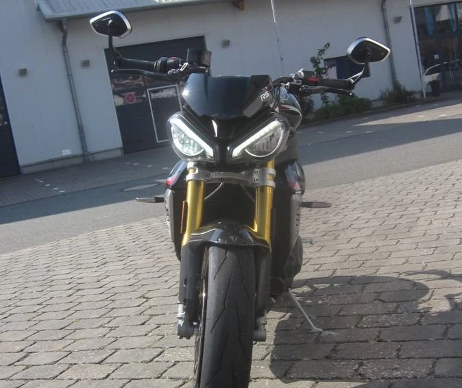 Angebot Triumph Speed Triple 1200 RS Bild 6: Angebot Triumph Speed Triple 1200 RS