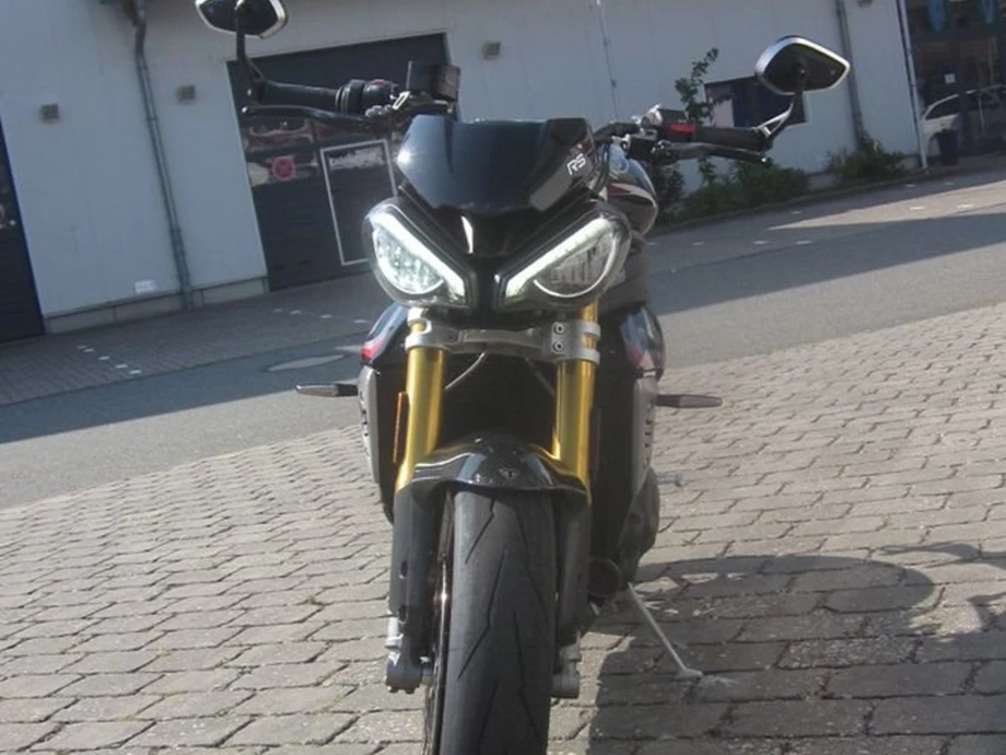 Angebot Triumph Speed Triple 1200 RS Bild 6: Angebot Triumph Speed Triple 1200 RS