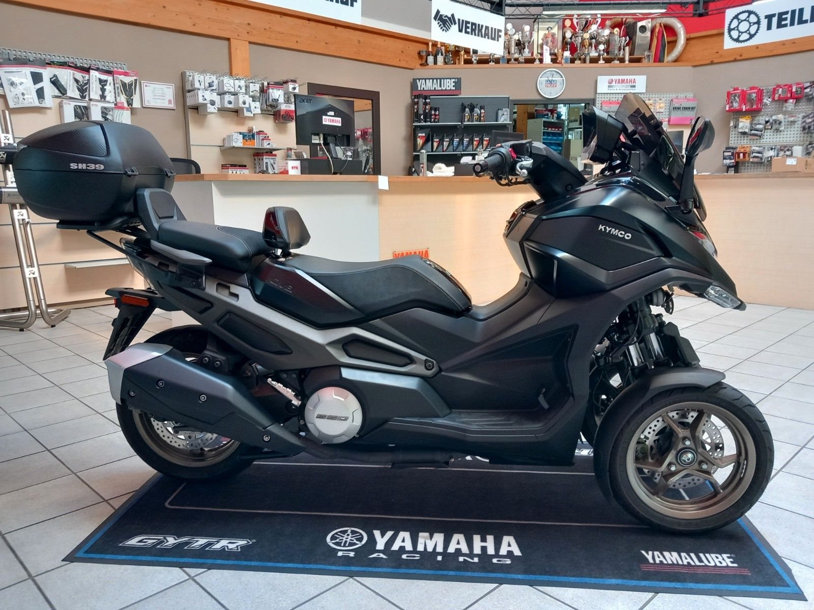 Kymco CV3 