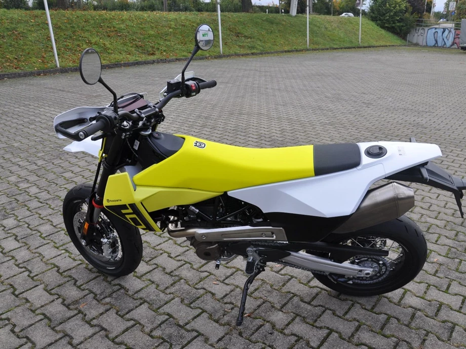 Angebot Husqvarna 701 Supermoto Bild 10: Angebot Husqvarna 701 Supermoto
