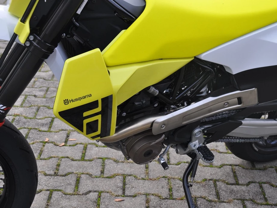 Angebot Husqvarna 701 Supermoto Bild 14: Angebot Husqvarna 701 Supermoto
