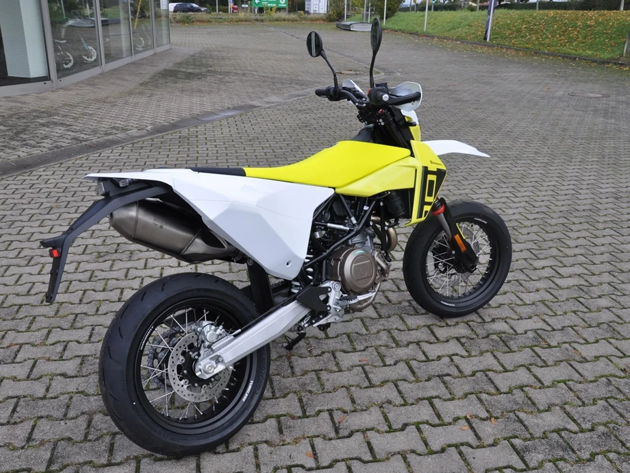 Angebot Husqvarna 701 Supermoto Bild 3: Angebot Husqvarna 701 Supermoto