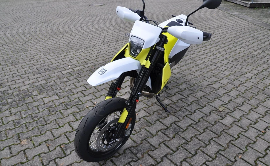 Angebot Husqvarna 701 Supermoto Bild 4: Angebot Husqvarna 701 Supermoto