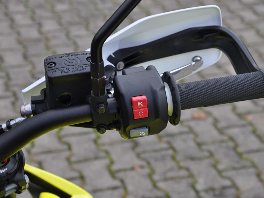 Angebot Husqvarna 701 Supermoto Bild 8: Angebot Husqvarna 701 Supermoto